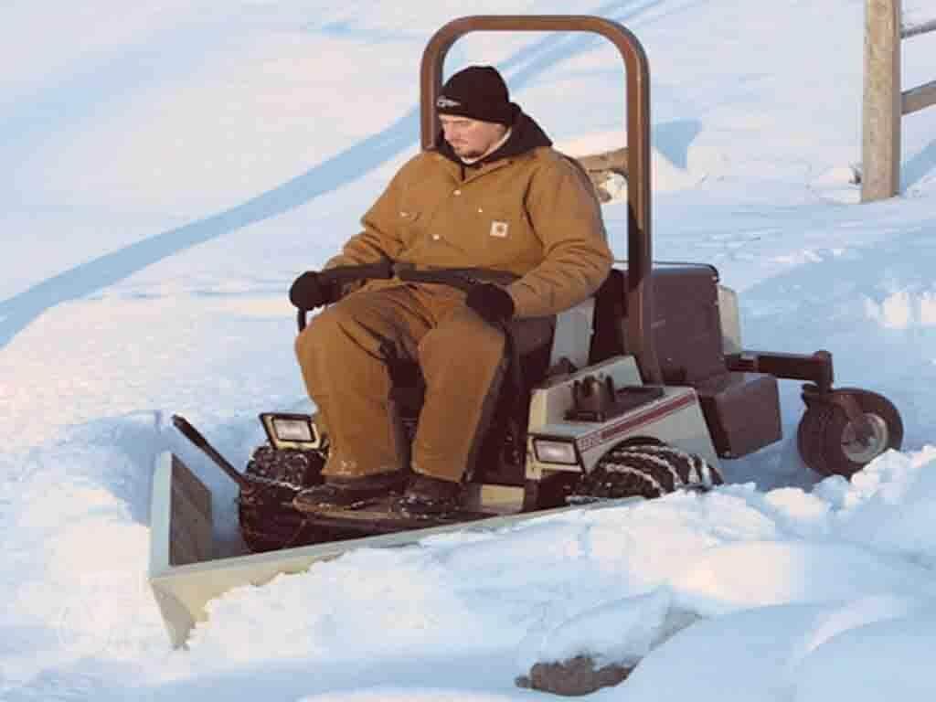 Showroom Rosy Brothers, Inc Dryden, MI Premier Kubota Dealer